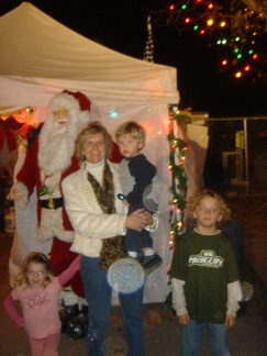 2006-12-14-Trail-Of-Lights-20.JPG